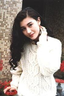 娱乐圈吃瓜爆料李嘉欣,娱乐圈风云再起，豪门生活揭秘